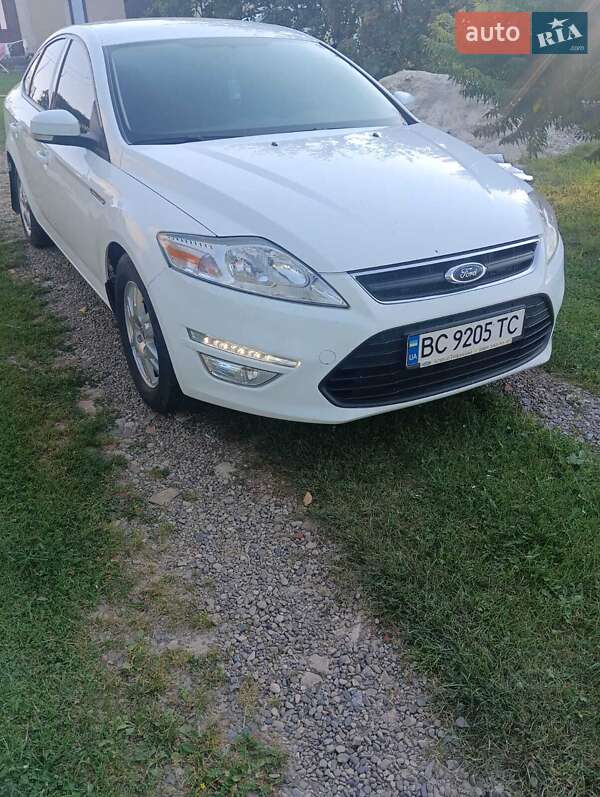 Седан Ford Mondeo 2012 в Трускавце