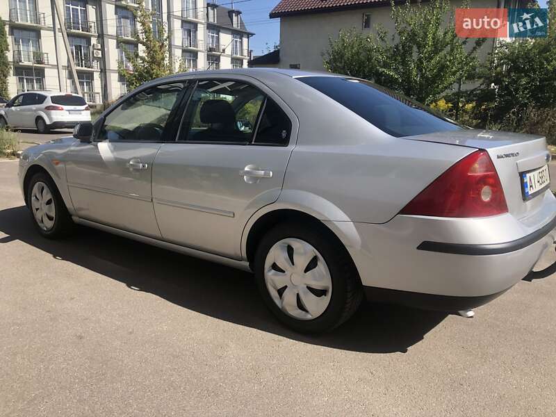 Ford Mondeo 2002