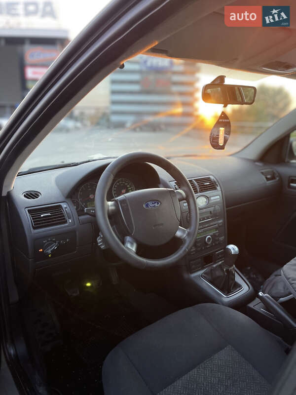 Универсал Ford Mondeo 2005 в Киеве