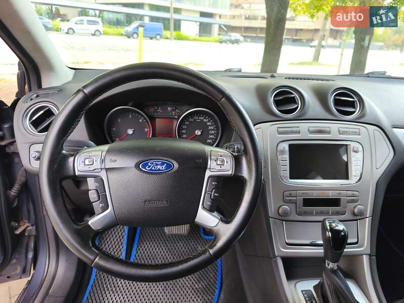 Універсал Ford Mondeo 2010 в Дніпрі