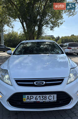 Седан Ford Mondeo 2012 в 