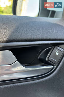 Седан Ford Mondeo 2012 в 