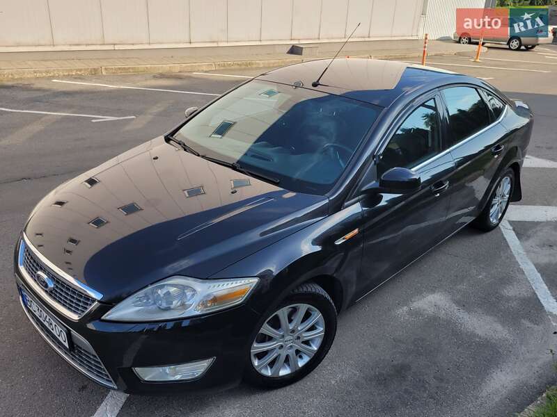 Седан Ford Mondeo 2010 в Львове