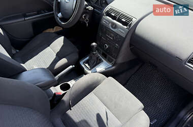 Универсал Ford Mondeo 2004 в 