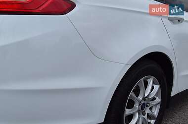 Седан Ford Mondeo 2016 в 