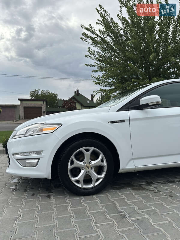 Лифтбек Ford Mondeo 2013 в Николаеве