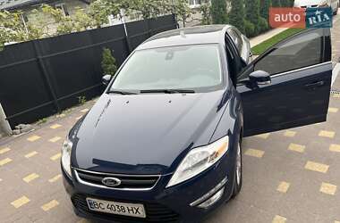 Лифтбек Ford Mondeo 2014 в Львове
