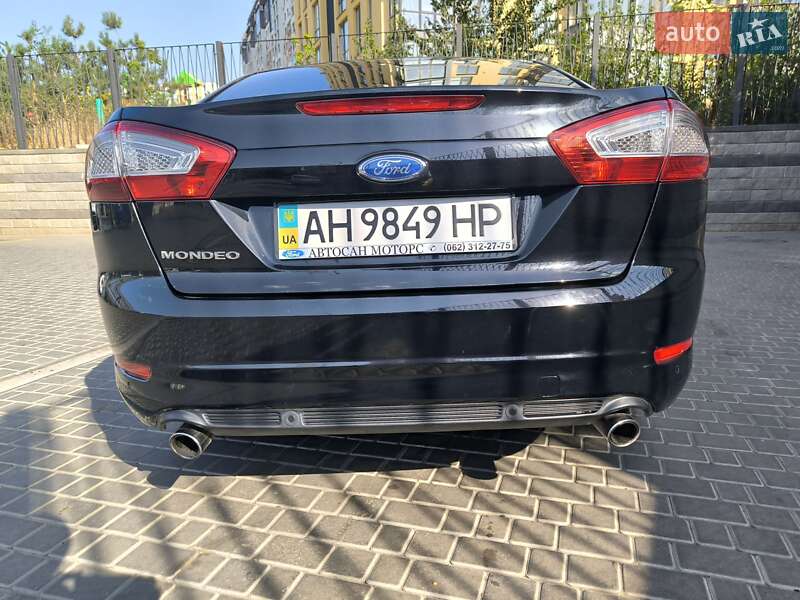 Седан Ford Mondeo 2011 в Одесі