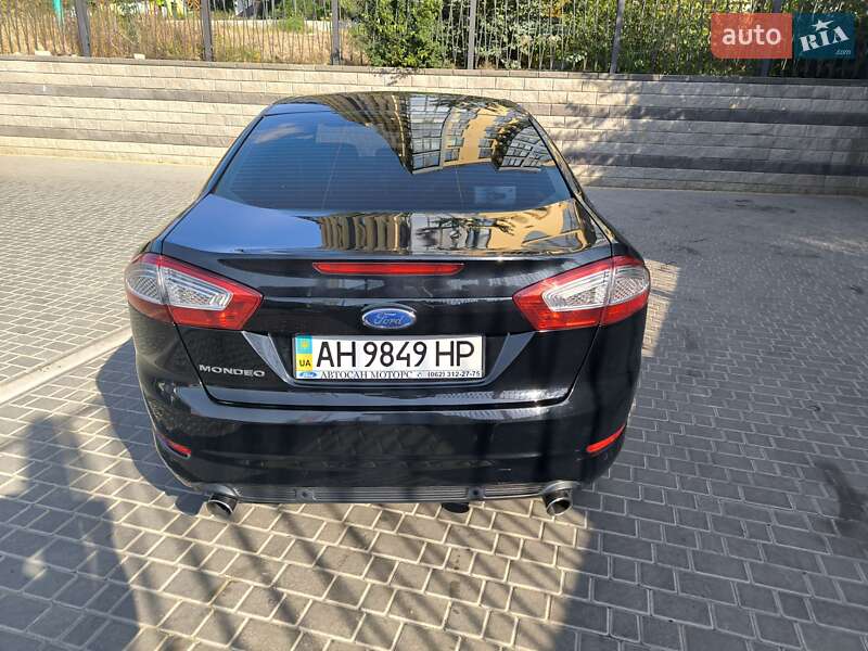 Седан Ford Mondeo 2011 в Одесі