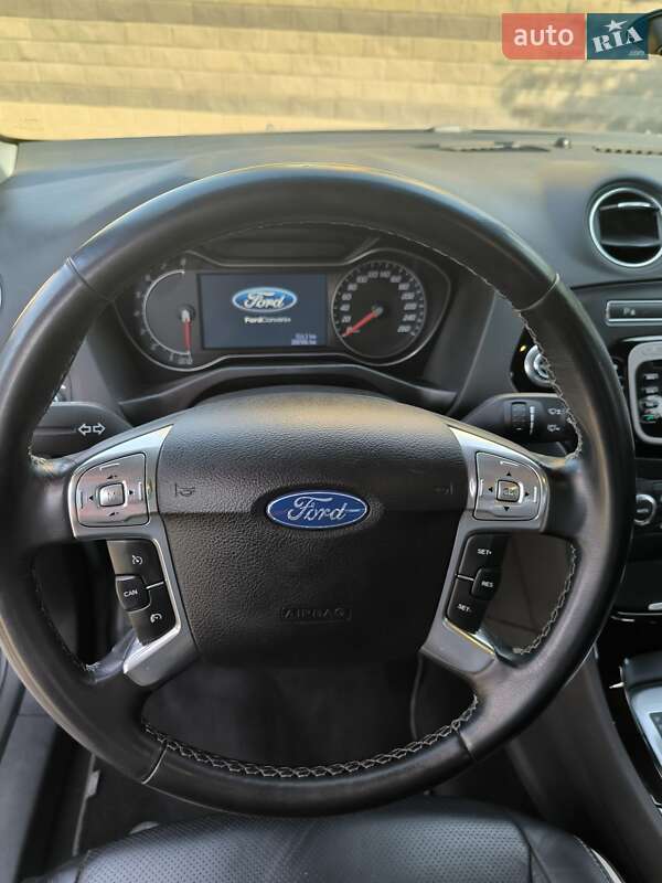 Седан Ford Mondeo 2011 в Одесі