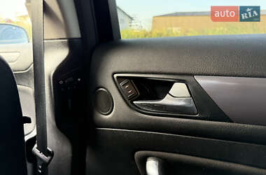 Седан Ford Mondeo 2011 в 
