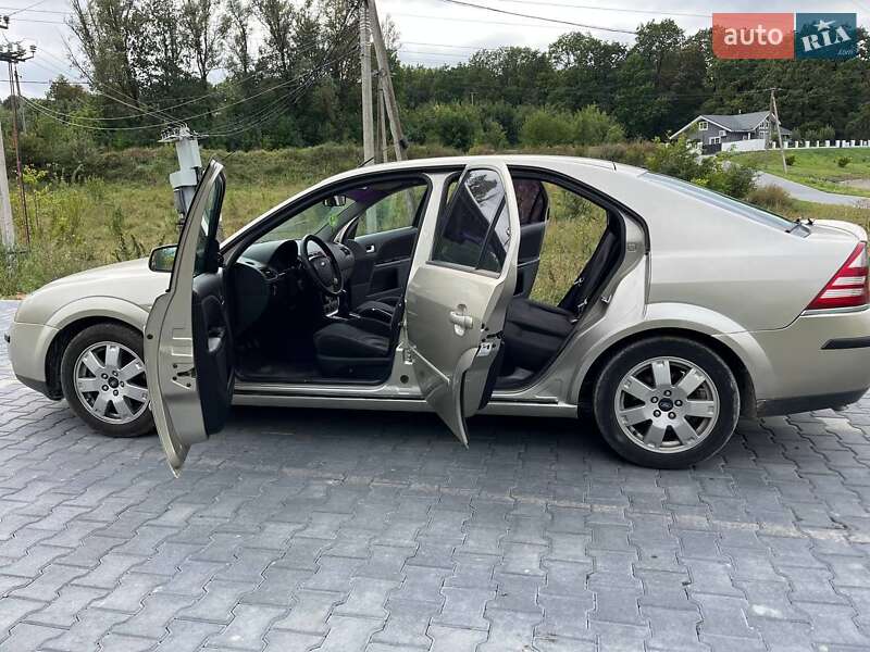 Ліфтбек Ford Mondeo 2004 в Тернополі