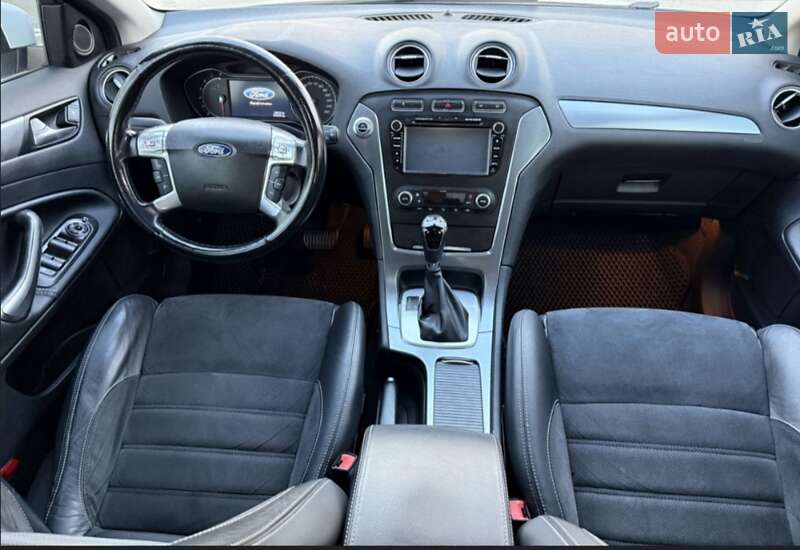 Седан Ford Mondeo 2011 в Житомирі