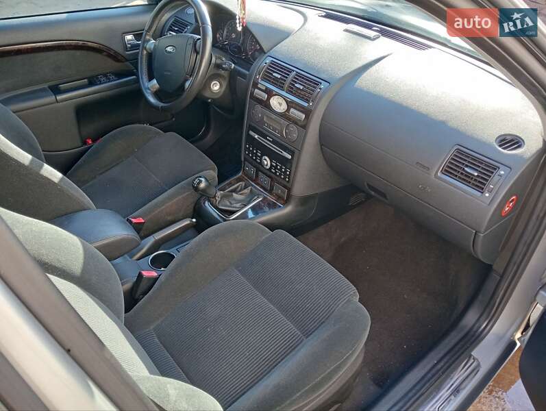 Универсал Ford Mondeo 2004 в Ровно фото 26 Универсал Ford Mondeo 2004 в Ровно