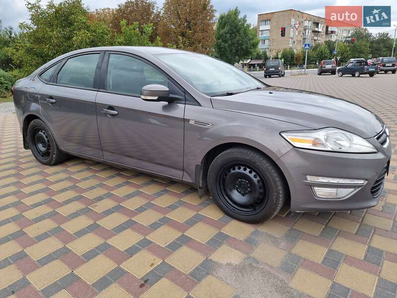 Лифтбек Ford Mondeo 2013 в Гайсине