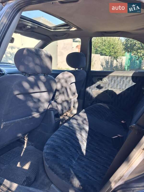 Седан Ford Mondeo 1996 в Тростянце фото 3 Седан Ford Mondeo 1996 в Тростянце