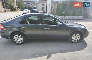 Лифтбек Ford Mondeo 2006 в 