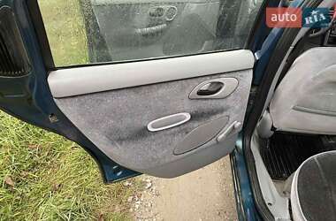 Лифтбек Ford Mondeo 1993 в 