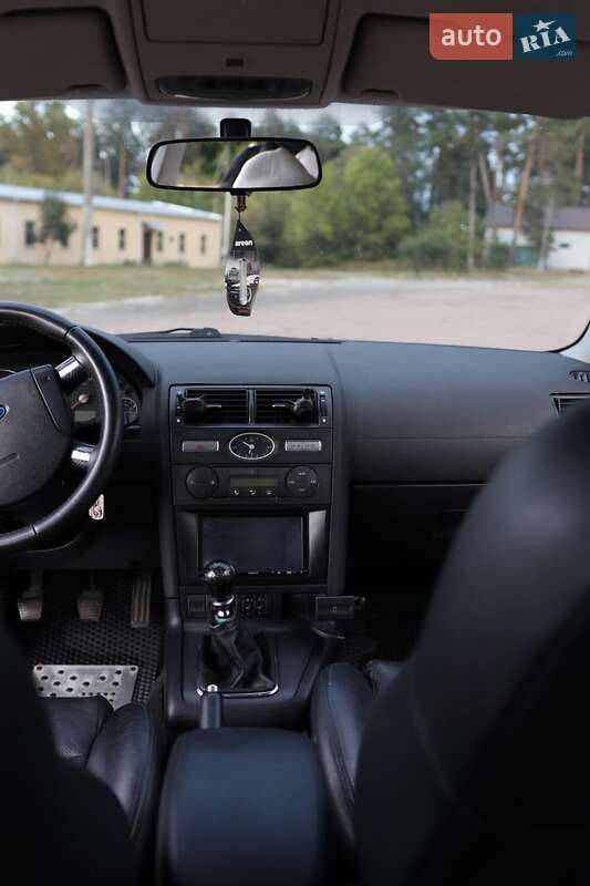 Ліфтбек Ford Mondeo 2005 в Вишгороді