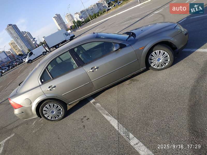Ford Mondeo 2001
