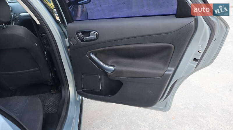 Седан Ford Mondeo 2008 в Львове