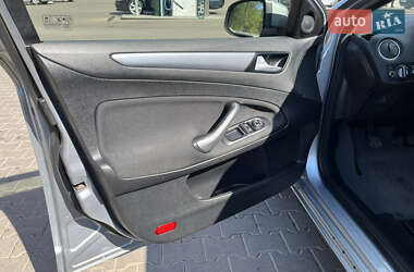 Седан Ford Mondeo 2012 в 