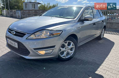 Седан Ford Mondeo 2012 в 