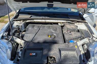 Лифтбек Ford Mondeo 2013 в 