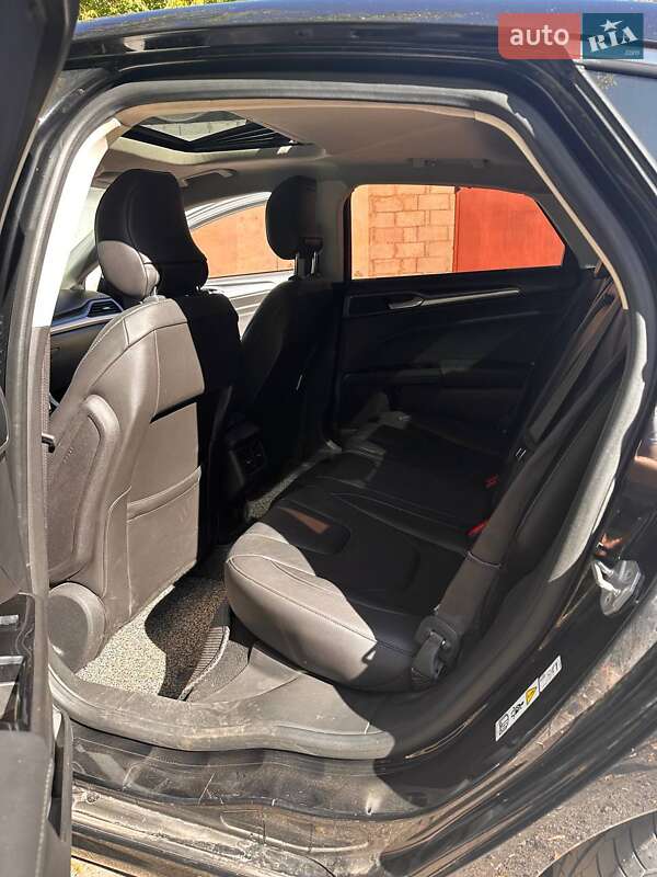 Седан Ford Mondeo 2015 в Кагарлыке