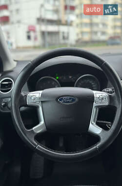 Лифтбек Ford Mondeo 2009 в 