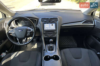 Лифтбек Ford Mondeo 2018 в 