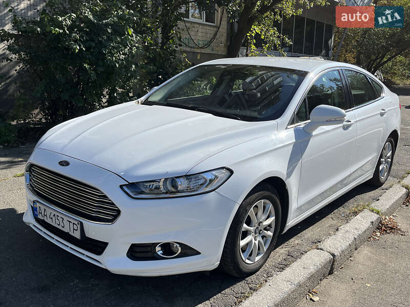 Лифтбек Ford Mondeo 2018 в 