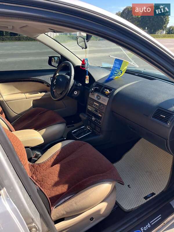 Ліфтбек Ford Mondeo 2006 в Крюківщині