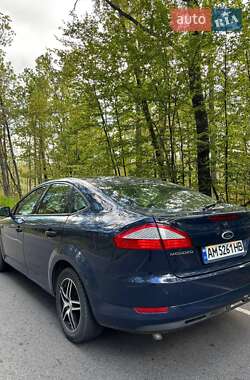Лифтбек Ford Mondeo 2010 в Коростене