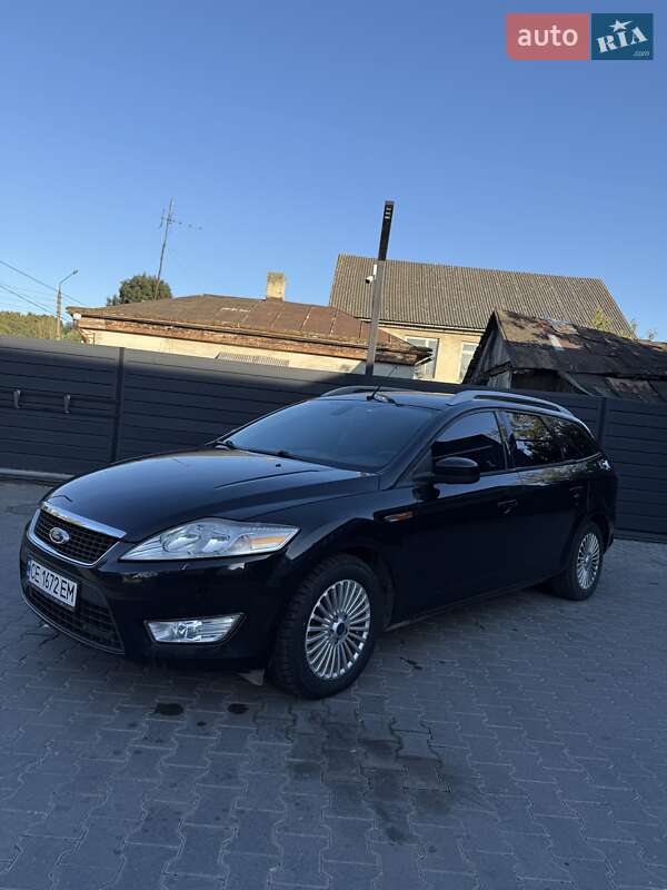 Універсал Ford Mondeo 2010 в Чернівцях