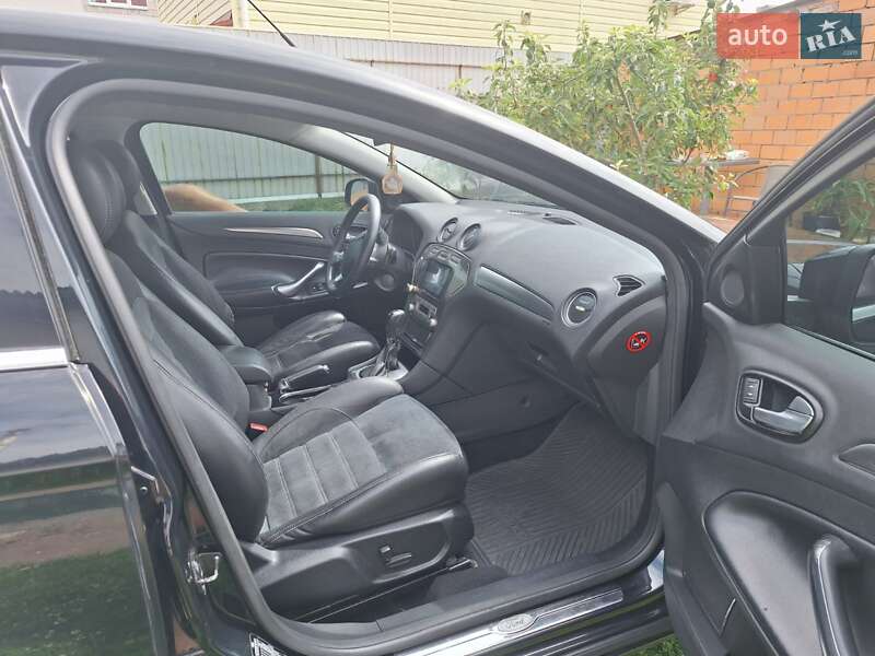 Седан Ford Mondeo 2010 в Києві