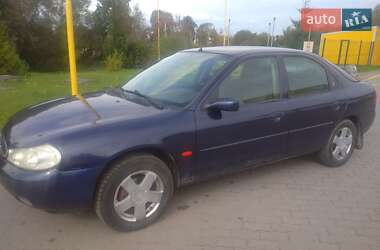 Лифтбек Ford Mondeo 1999 в 