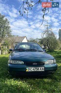 Универсал Ford Mondeo 1993 в 
