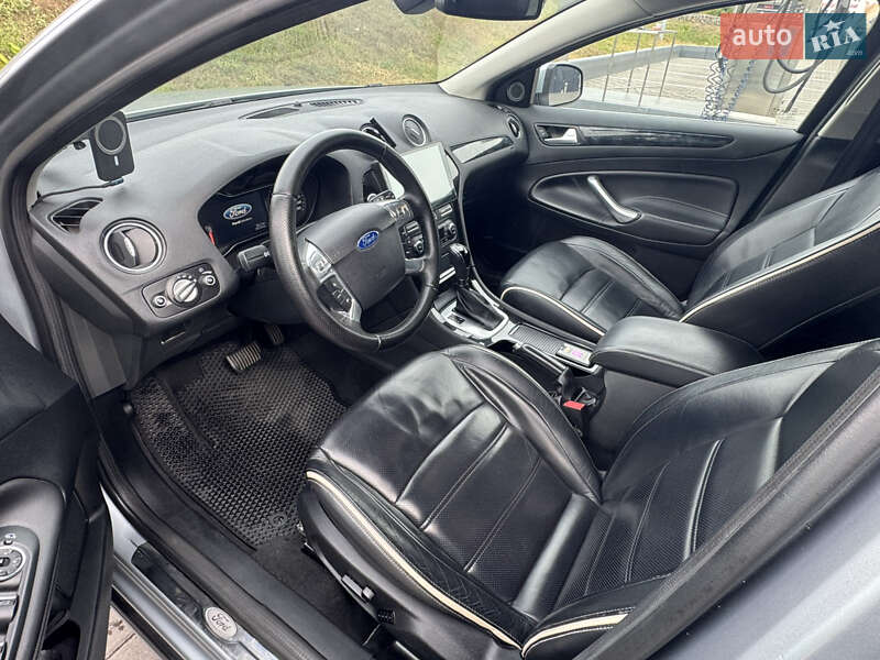 Седан Ford Mondeo 2011 в Киеве