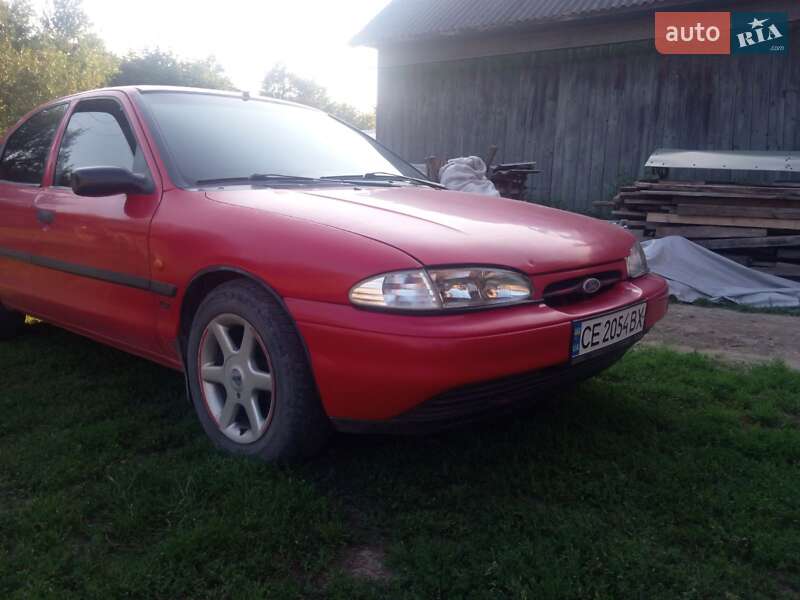 Седан Ford Mondeo 1994 в 