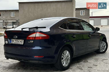 Лифтбек Ford Mondeo 2008 в 