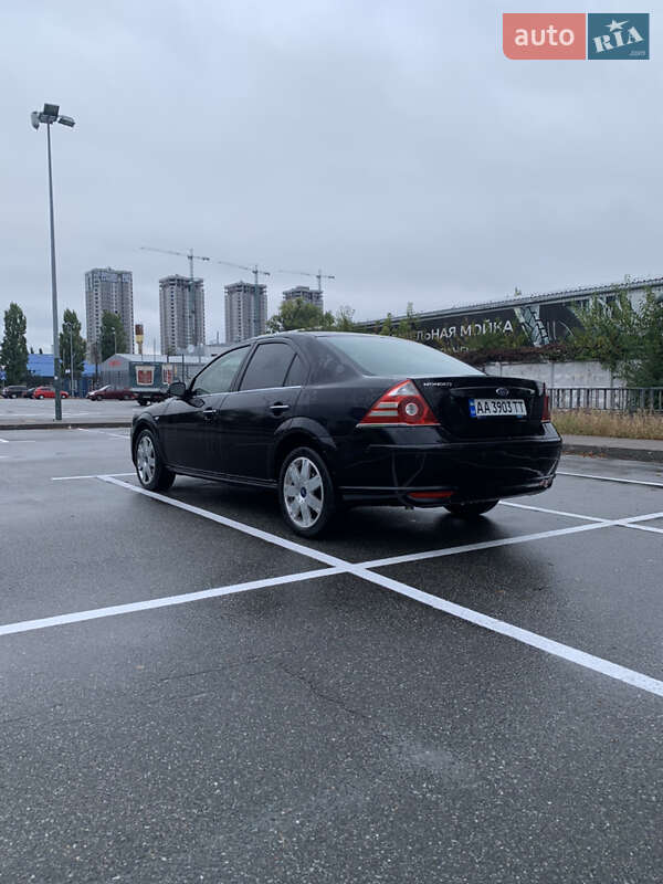 Седан Ford Mondeo 2005 в Києві