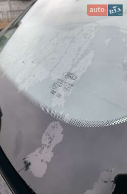 Седан Ford Mondeo 2005 в 