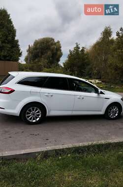 Универсал Ford Mondeo 2011 в 