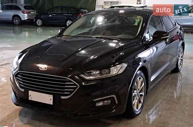 Лифтбек Ford Mondeo 2020 в 