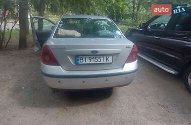 Седан Ford Mondeo 2002 в 