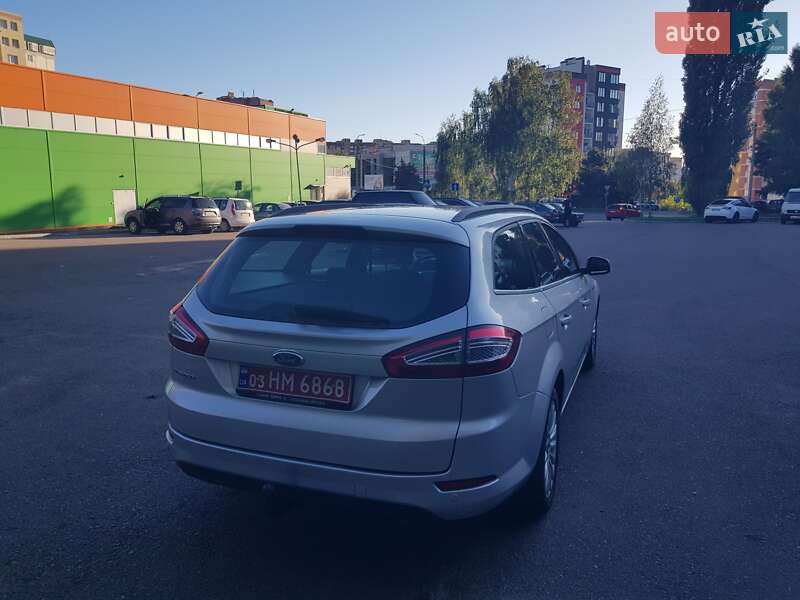 Универсал Ford Mondeo 2013 в Ровно