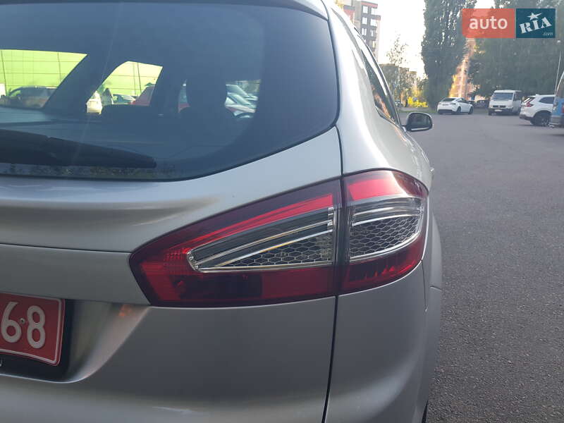 Универсал Ford Mondeo 2013 в Ровно