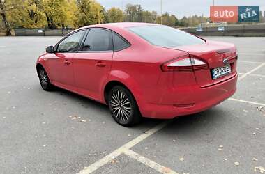 Седан Ford Mondeo 2007 в  фото 4 Седан Ford Mondeo 2007 в