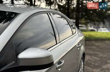 Лифтбек Ford Mondeo 2007 в 